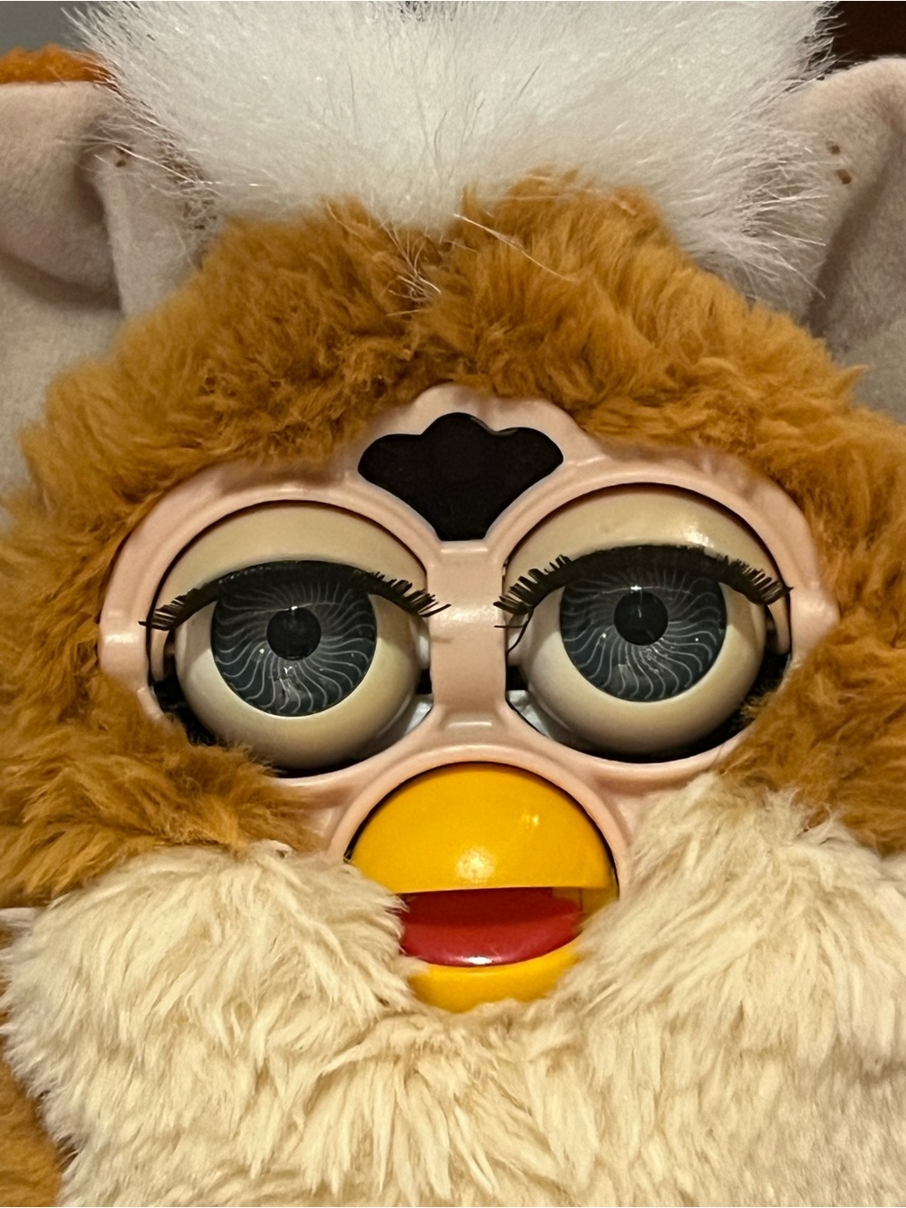 FURBY 1999 70-800 COFFEE TAN BROWN FUR BLUE EYES WHITE HAIR WORKING